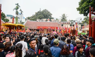 Xem 'kiệu bay' giữa phố phường Thủ đô