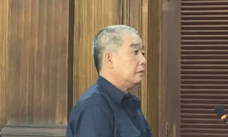 Lái xe của một nguyên lãnh đạo UBND TPHCM lừa bán nhà đất rồi bỏ trốn 16 năm