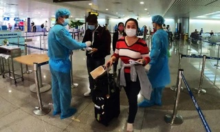 Hơn 300 người Việt mắc kẹt ở Nhật Bản được về nước