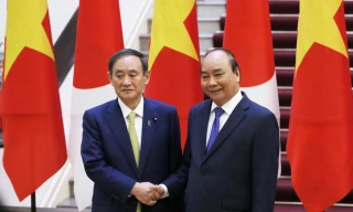Thủ tướng Nguyễn Xuân Phúc và Thủ tướng Suga Yoshihide