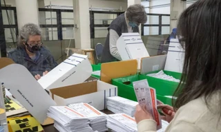 Kết quả chính thức của bầu cử tổng thống Mỹ phải mất nhiều ngày mới có. (Ảnh: Sky News)