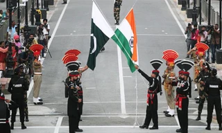 Ấn Độ và Pakistan thường xuyên căng thẳng vì tranh chấp biên giới. (Ảnh: Reuters)