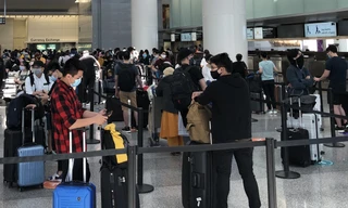 Các công dân Việt Nam ở Mỹ về nước. (Ảnh: Mofa)