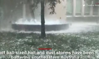 Những cục mưa đá to bằng nửa quả bóng golf làm vỡ nhiều cửa kính