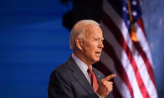 Ông Joe Biden diễn thuyết ở Delaware ngày 28/10. (Ảnh: NYT)