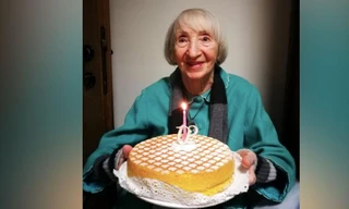 Cụ bà Italica Grondona, 102 tuổi, đã bình phục sau khi nhiễm COVID-19. (Ảnh: Reuters)