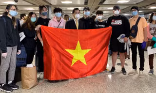 Nhóm công dân Việt Nam tại Mỹ được đưa về nước. (Ảnh: Mofa)