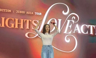 Jisoo BLACKPINK gửi lời chào Việt Nam: Fan meeting ở Hà Nội nóng hơn bao giờ hết!