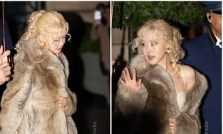 Rosé BLACKPINK như "búp bê sống" tại show Saint Laurent Paris Fashion Week