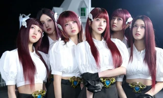 IVE gia nhập thế giới phép thuật, đối đầu với "bản sao" trong MV "Accendio"