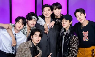 V mừng kỷ niệm 10 năm BTS: Đăng liền 17 story tưởng vu vơ nhưng có dụng ý