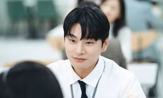 Cô Đi Mà Lấy Chồng Tôi: Lee Yi Kyung bị "chửi lây" vì vai ông chồng bỉ ổi quá đạt