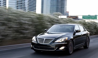 Hyundai Genesis đời 2013 lộ diện