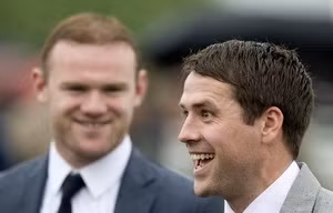 Michael Owen bị chỉ trích vì phát ngôn kiêu ngạo