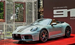 Chi tiết Porsche 911 Carrera bản mui trần mới tại Việt Nam