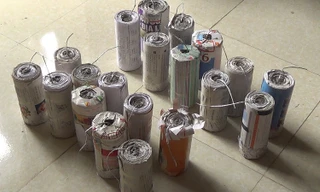 Số pháo cơ quan chức năng thu tại nhà Quân.