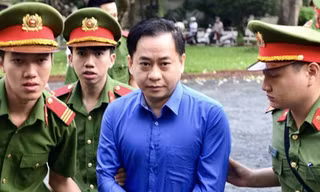 Bị can Phan Văn Anh Vũ, tức Vũ "nhôm".