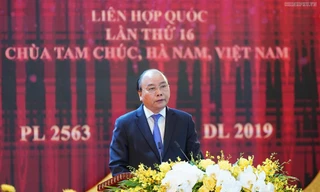 Thú tướng Nguyễn Xuân Phúc phát biểu tại lễ khai mạc. Ảnh: Như Ý