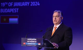 Thủ tướng Hungary muốn kéo gần khoảng cách Việt Nam-Hungary bằng đường bay thẳng