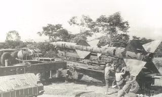 Việt Nam thiếu đạn tên lửa đánh B-52?