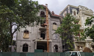 Biệt thự 'bóp méo' quy hoạch chậm xử lý, dân khiếu nại vượt cấp