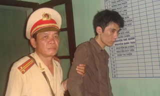 Cảnh sát giao thông bắt cướp