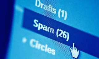 Vì sao không nên xoá email rác?