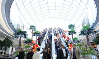 Mở cửa Thủy cung lớn nhất Việt Nam