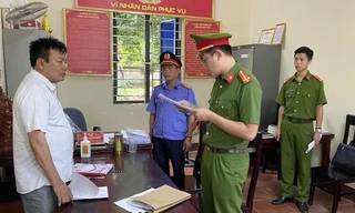 Chủ tịch xã cùng kế toán dùng chứng từ giả rút hơn 600 triệu đồng