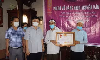 Truy tặng Huân chương dũng cảm của Chủ tịch nước cho sinh viên Nguyễn Văn Nhã