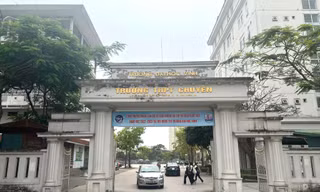 Nữ sinh trường chuyên tự vẫn nghi do bạo lực học đường, nhà trường nói gì?