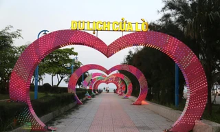 Cửa Lò gấp rút 'tân trang' đường phố, chuẩn bị khai trương mùa du lịch biển