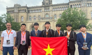 Nam sinh Nghệ An giành Huy chương Vàng Olympic Vật lý châu Âu