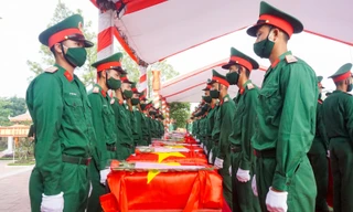 Xúc động, trang nghiêm lễ an táng 95 hài cốt liệt sĩ hy sinh tại Lào