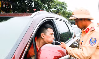 Phạt hơn 100 triệu đồng 3 tài xế vi phạm nồng độ cồn