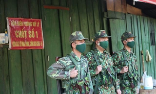 “Hàng rào sống” khép kín chống dịch nơi biên giới