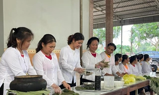 Bí quyết làm bánh lá gai của người Thổ