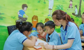 Lớp học đặc biệt nơi sinh viên là thầy, bệnh nhân là trò