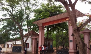 Đình chỉ công tác thầy giáo tát học sinh rách màng nhĩ vì dùng điện thoại trong giờ học