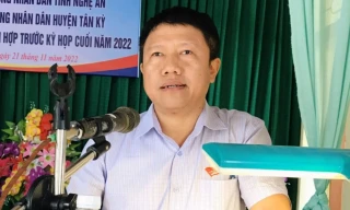 Phó chủ tịch huyện bị miễn nhiệm vì có hơn 50% phiếu tín nhiệm thấp