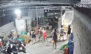 Thiếu nữ 16 tuổi bất ngờ bị nam thanh niên xông vào nhà đánh đập, lột đồ