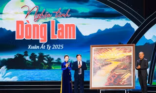 'Nghĩa tình dòng Lam' kêu gọi hơn 132 tỷ đồng giúp người nghèo