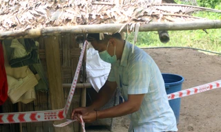 Trưng dụng nhà sàn bỏ trống làm nơi cách ly người về từ vùng dịch