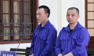 Mua chịu ma túy về bán kiếm lời, hai trai bản lĩnh án