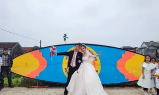 Độc lạ đám cưới ở Nghệ An trang trí sáo và hơn 50 cánh diều 'khủng' hàng trăm triệu đồng