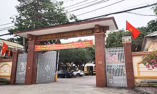 Cách chức phó trưởng phòng nông nghiệp vì ham mê đánh bạc