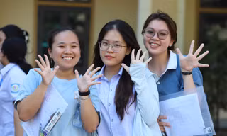 Rạng rỡ những nụ cười xua tan áp lực mùa thi