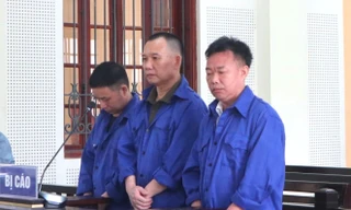 Tuyên án tử hình 3 đối tượng buôn ma túy, bắn công an bị thương