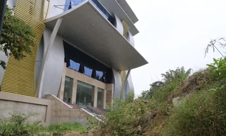 Công trình gần 70 tỷ đồng ở TP Vinh thi công 7 năm vẫn ngổn ngang