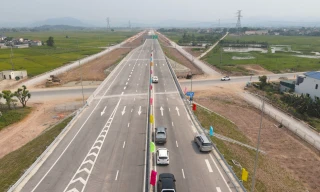 Thông xe cao tốc Diễn Châu - Bãi Vọt, từ Hà Nội đi Vinh chỉ hơn 3 tiếng 